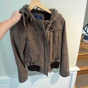 American Eagle women’s hooded short jacket medium